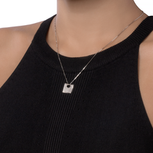 PINGENTE VIVARA QUADRADO COM DIAMANTES EM OURO BRANCO