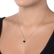 PINGENTE VIVARA COM DIAMANTES E QUARTZO NEGRO EM OURO ROSÉ COLEÇÃO ESSÊNCIA