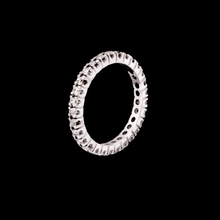 ALIANÇA INTEIRA DE DIAMANTES EM OURO BRANCO