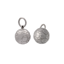 PINGENTE ANTONIO BERNARDO BOLA DE FUTEBOL EM OURO BRANCO