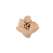 PINGENTE HSTERN FLOR COM DIAMANTES COGNAC EM OURO