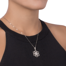 PINGENTE VIVARA MANDALA FLOR COM DIAMANTES EM OURO BRANCO